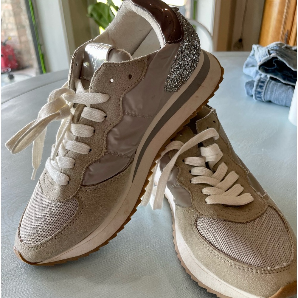 Shu shop sneakers size 7.5